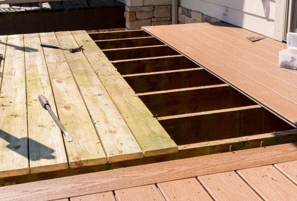 Cost of Deck Floor Replacement in Windsor