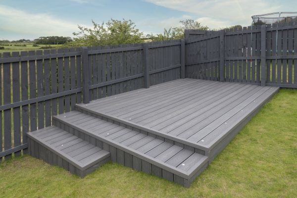Cost of Vinyl Deck Construction in Windsor